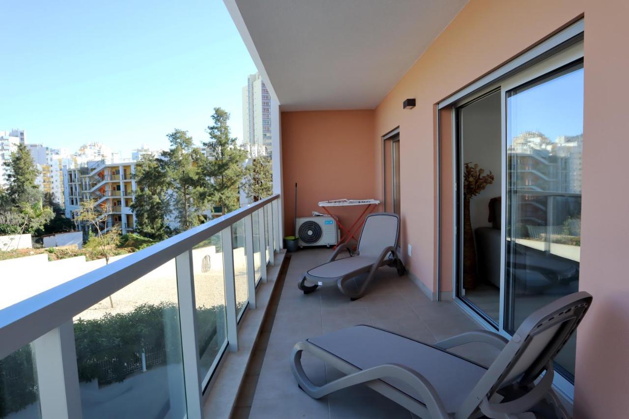 Rocha Premium By Algest Apartment